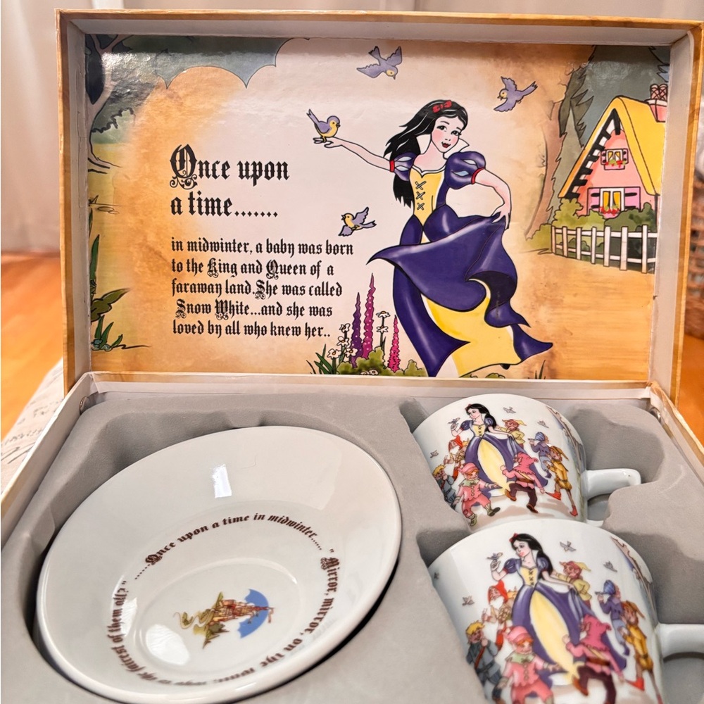 Snow White  6.5 oz. Frothy Espresso Set of 2 Cup & Saucer CARDEW DESIGN